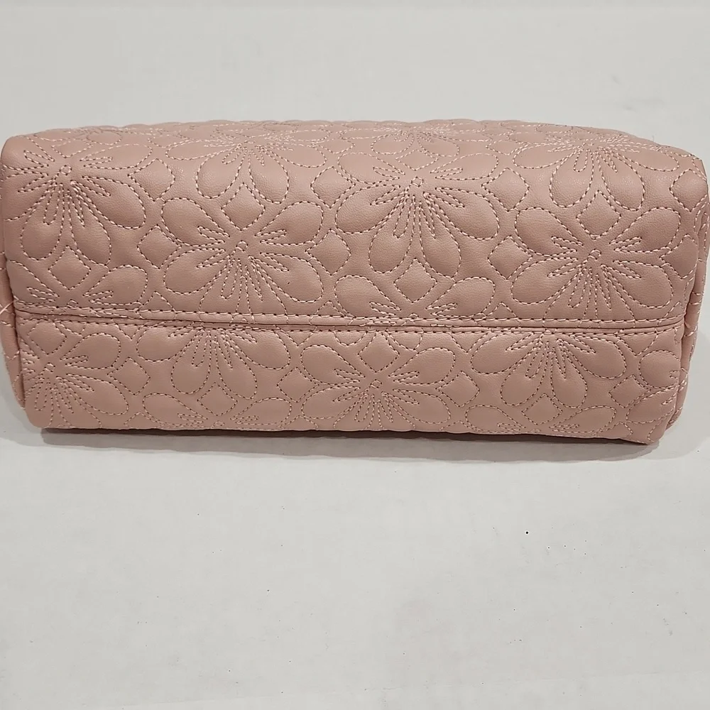 NWOT Vince Camuto Metallic Rose Make-Up Travel Bag Size 10 X 7